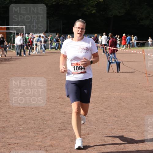 27.09.2026 - 35. Volkslauf durch das schöne Alstertal Strokosch-Dieckow http://msf.ph/oto/10577467 27.09.2026 12:32:00 Ziel 1094 meine-sportfotos.de