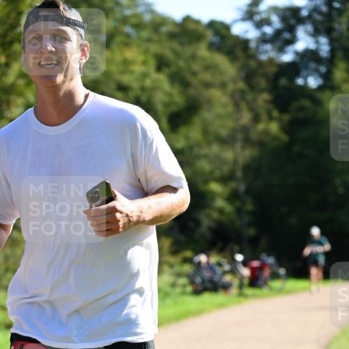 27.09.2026 - 35. Volkslauf durch das schöne Alstertal Dr. Thomas Lammeyer http://msf.ph/oto/10577493 27.09.2026 11:53:04 Laufen 1634 meine-sportfotos.de