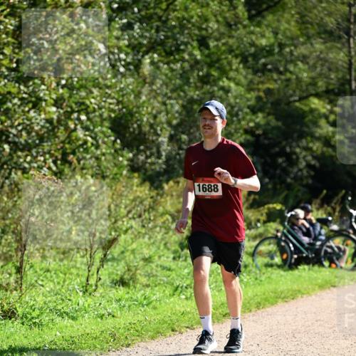27.09.2026 - 35. Volkslauf durch das schöne Alstertal Dr. Thomas Lammeyer http://msf.ph/oto/10577507 27.09.2026 11:53:28 Laufen 1688 meine-sportfotos.de