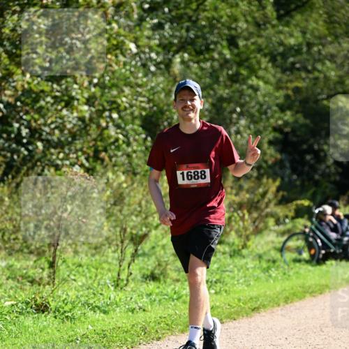 27.09.2026 - 35. Volkslauf durch das schöne Alstertal Dr. Thomas Lammeyer http://msf.ph/oto/10577510 27.09.2026 11:53:29 Laufen 1688 meine-sportfotos.de