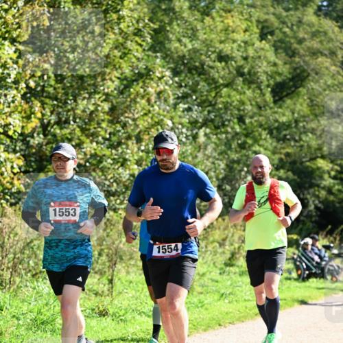 27.09.2026 - 35. Volkslauf durch das schöne Alstertal Dr. Thomas Lammeyer http://msf.ph/oto/10577648 27.09.2026 11:54:42 Laufen 1553, 1554 meine-sportfotos.de