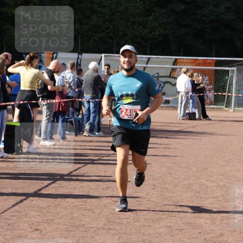 27.09.2026 - 35. Volkslauf durch das schöne Alstertal Strokosch-Dieckow http://msf.ph/oto/10577719 27.09.2026 12:43:15 Ziel 2487 meine-sportfotos.de