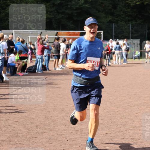 27.09.2026 - 35. Volkslauf durch das schöne Alstertal Strokosch-Dieckow http://msf.ph/oto/10577772 27.09.2026 12:32:34 Ziel 2197 meine-sportfotos.de