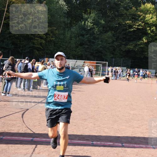 27.09.2026 - 35. Volkslauf durch das schöne Alstertal Strokosch-Dieckow http://msf.ph/oto/10577807 27.09.2026 12:43:18 Ziel 2487 meine-sportfotos.de