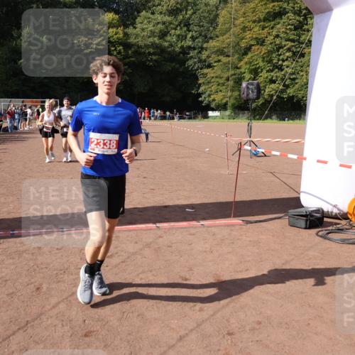 27.09.2026 - 35. Volkslauf durch das schöne Alstertal Strokosch-Dieckow http://msf.ph/oto/10577940 27.09.2026 12:32:48 Ziel 1084, 1645, 2244, 2305, 2338, 2955 meine-sportfotos.de