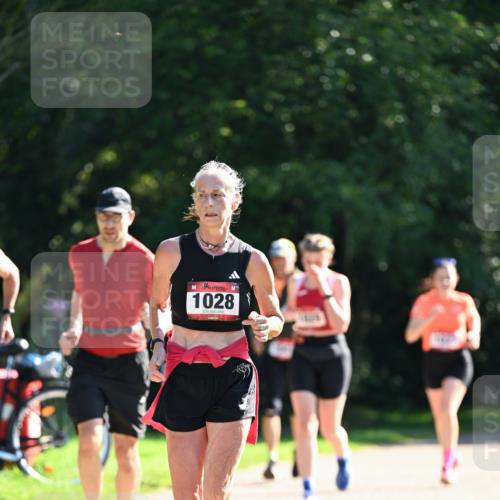 27.09.2026 - 35. Volkslauf durch das schöne Alstertal Dr. Thomas Lammeyer http://msf.ph/oto/10578002 27.09.2026 11:57:21 Laufen 1028 meine-sportfotos.de