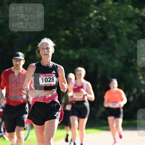 27.09.2026 - 35. Volkslauf durch das schöne Alstertal Dr. Thomas Lammeyer http://msf.ph/oto/10578008 27.09.2026 11:57:22 Laufen 1028 meine-sportfotos.de