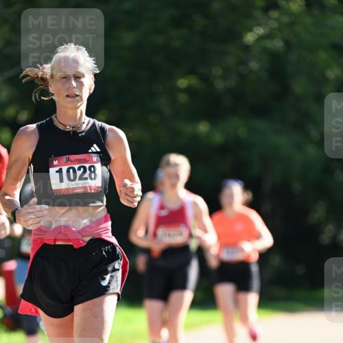 27.09.2026 - 35. Volkslauf durch das schöne Alstertal Dr. Thomas Lammeyer http://msf.ph/oto/10578020 27.09.2026 11:57:23 Laufen 1028 meine-sportfotos.de