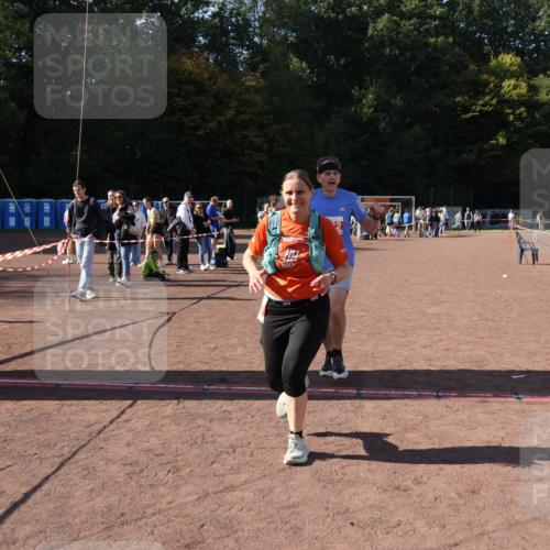 27.09.2026 - 35. Volkslauf durch das schöne Alstertal Strokosch-Dieckow http://msf.ph/oto/10578100 27.09.2026 12:43:38 Ziel 2078, 2337, 2432 meine-sportfotos.de