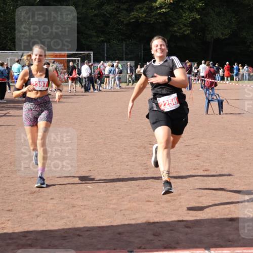 27.09.2026 - 35. Volkslauf durch das schöne Alstertal Strokosch-Dieckow http://msf.ph/oto/10578306 27.09.2026 12:33:08 Ziel 2256, 2397 meine-sportfotos.de