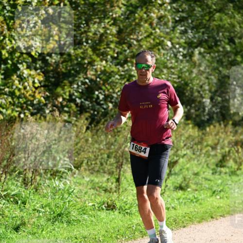 27.09.2026 - 35. Volkslauf durch das schöne Alstertal Dr. Thomas Lammeyer http://msf.ph/oto/10578343 27.09.2026 12:00:05 Laufen 42, 195, 1684 meine-sportfotos.de