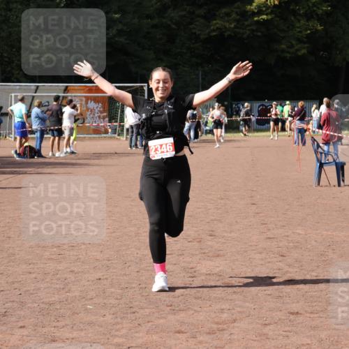 27.09.2026 - 35. Volkslauf durch das schöne Alstertal Strokosch-Dieckow http://msf.ph/oto/10578379 27.09.2026 12:33:25 Ziel 2346 meine-sportfotos.de