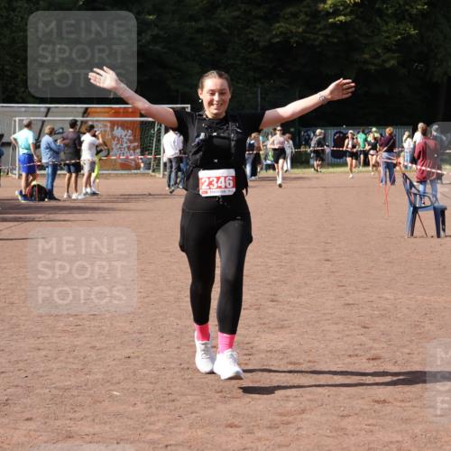 27.09.2026 - 35. Volkslauf durch das schöne Alstertal Strokosch-Dieckow http://msf.ph/oto/10578404 27.09.2026 12:33:25 Ziel 2346 meine-sportfotos.de