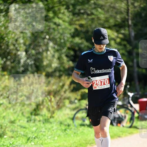 27.09.2026 - 35. Volkslauf durch das schöne Alstertal Dr. Thomas Lammeyer http://msf.ph/oto/10578435 27.09.2026 12:00:40 Laufen 2970 meine-sportfotos.de