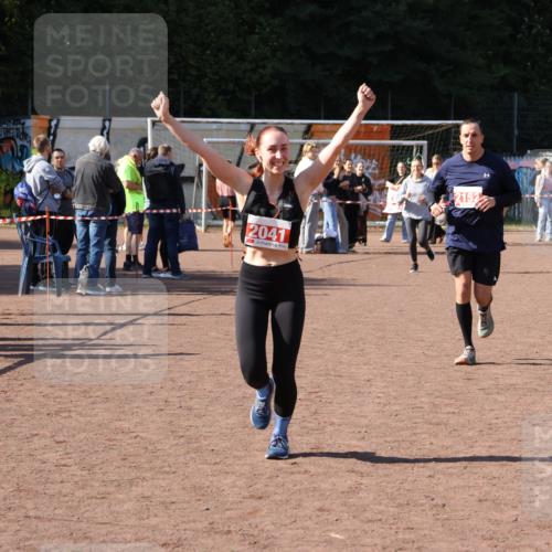 27.09.2026 - 35. Volkslauf durch das schöne Alstertal Strokosch-Dieckow http://msf.ph/oto/10578472 27.09.2026 12:44:27 Ziel 2041, 2152, 2281, 2954 meine-sportfotos.de