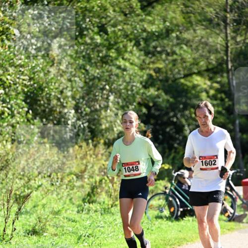27.09.2026 - 35. Volkslauf durch das schöne Alstertal Dr. Thomas Lammeyer http://msf.ph/oto/10578493 27.09.2026 12:01:04 Laufen 1048, 1602 meine-sportfotos.de