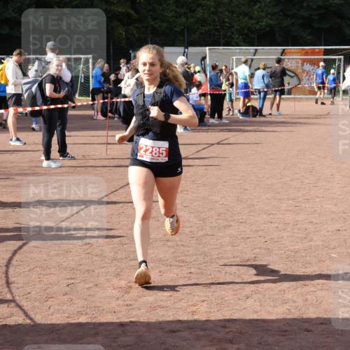 27.09.2026 - 35. Volkslauf durch das schöne Alstertal Strokosch-Dieckow http://msf.ph/oto/10578581 27.09.2026 12:33:40 Ziel 1066, 2285, 2465 meine-sportfotos.de