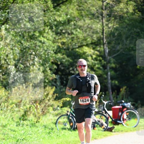 27.09.2026 - 35. Volkslauf durch das schöne Alstertal Dr. Thomas Lammeyer http://msf.ph/oto/10578614 27.09.2026 12:02:02 Laufen 1624 meine-sportfotos.de