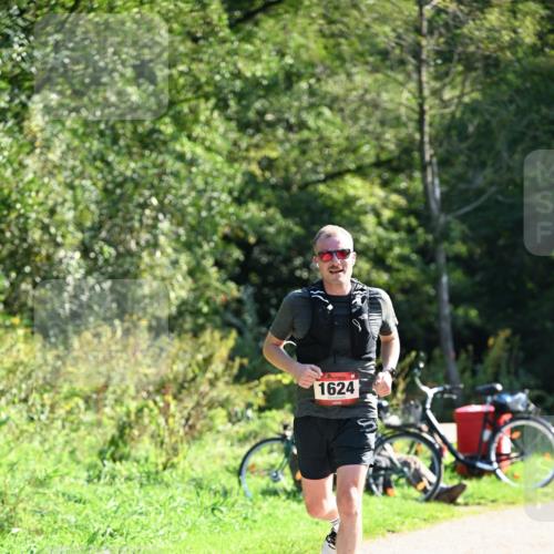 27.09.2026 - 35. Volkslauf durch das schöne Alstertal Dr. Thomas Lammeyer http://msf.ph/oto/10578615 27.09.2026 12:02:02 Laufen 1624 meine-sportfotos.de