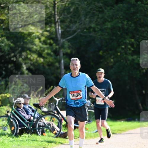 27.09.2026 - 35. Volkslauf durch das schöne Alstertal Dr. Thomas Lammeyer http://msf.ph/oto/10578635 27.09.2026 12:02:18 Laufen 1558 meine-sportfotos.de
