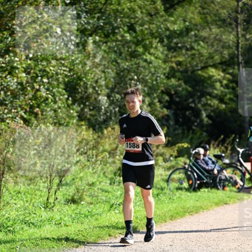 27.09.2026 - 35. Volkslauf durch das schöne Alstertal Dr. Thomas Lammeyer http://msf.ph/oto/10578684 27.09.2026 12:02:36 Laufen 1588 meine-sportfotos.de