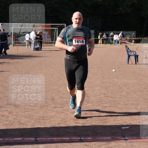 27.09.2026 - 35. Volkslauf durch das schöne Alstertal Strokosch-Dieckow http://msf.ph/oto/10578970 27.09.2026 12:46:01 Ziel 1656 meine-sportfotos.de