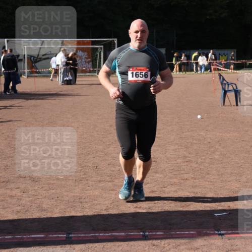 27.09.2026 - 35. Volkslauf durch das schöne Alstertal Strokosch-Dieckow http://msf.ph/oto/10578984 27.09.2026 12:46:01 Ziel 1656 meine-sportfotos.de