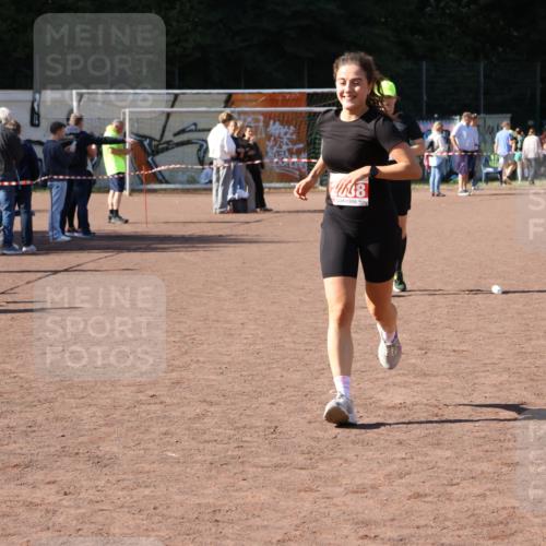 27.09.2026 - 35. Volkslauf durch das schöne Alstertal Strokosch-Dieckow http://msf.ph/oto/10579021 27.09.2026 12:47:13 Ziel 2038, 2320 meine-sportfotos.de