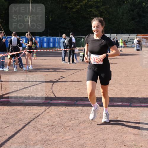 27.09.2026 - 35. Volkslauf durch das schöne Alstertal Strokosch-Dieckow http://msf.ph/oto/10579045 27.09.2026 12:47:15 Ziel 2038, 2320 meine-sportfotos.de