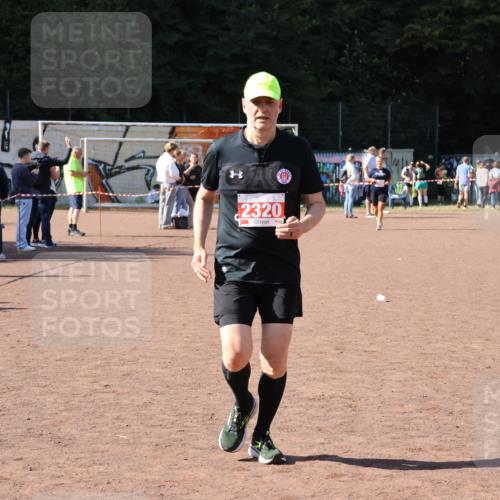 27.09.2026 - 35. Volkslauf durch das schöne Alstertal Strokosch-Dieckow http://msf.ph/oto/10579082 27.09.2026 12:47:17 Ziel 2038, 2320 meine-sportfotos.de