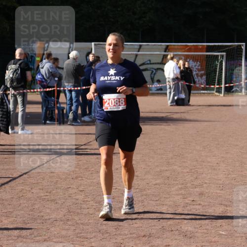 27.09.2026 - 35. Volkslauf durch das schöne Alstertal Strokosch-Dieckow http://msf.ph/oto/10579137 27.09.2026 12:47:32 Ziel 2088 meine-sportfotos.de