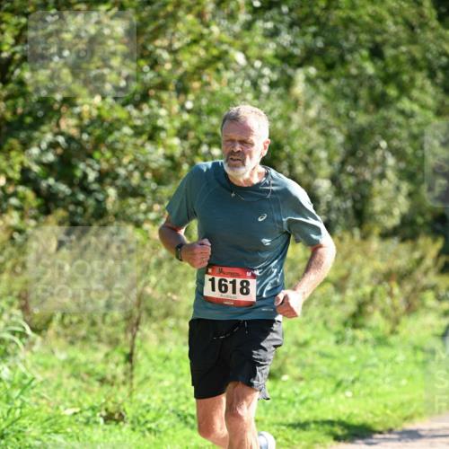 27.09.2026 - 35. Volkslauf durch das schöne Alstertal Dr. Thomas Lammeyer http://msf.ph/oto/10579187 27.09.2026 12:06:36 Laufen 1618 meine-sportfotos.de