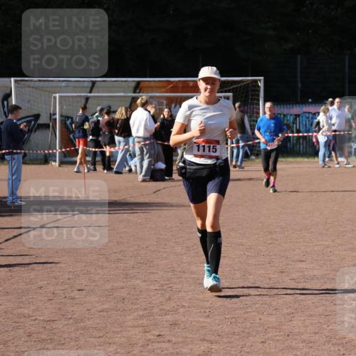 27.09.2026 - 35. Volkslauf durch das schöne Alstertal Strokosch-Dieckow http://msf.ph/oto/10579206 27.09.2026 12:48:23 Ziel 1115 meine-sportfotos.de