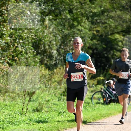27.09.2026 - 35. Volkslauf durch das schöne Alstertal Dr. Thomas Lammeyer http://msf.ph/oto/10579211 27.09.2026 12:06:45 Laufen 2251, 2490 meine-sportfotos.de