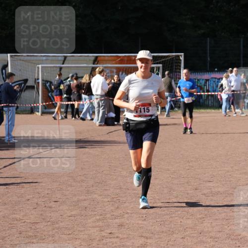 27.09.2026 - 35. Volkslauf durch das schöne Alstertal Strokosch-Dieckow http://msf.ph/oto/10579216 27.09.2026 12:48:23 Ziel 1115 meine-sportfotos.de