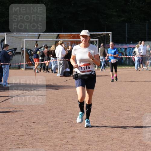 27.09.2026 - 35. Volkslauf durch das schöne Alstertal Strokosch-Dieckow http://msf.ph/oto/10579225 27.09.2026 12:48:23 Ziel 1115 meine-sportfotos.de