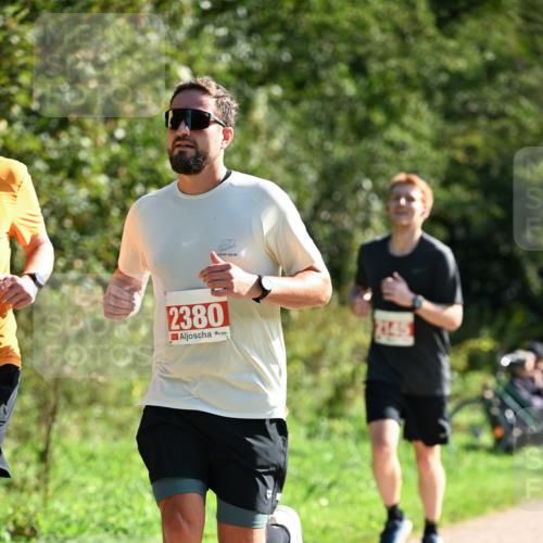 27.09.2026 - 35. Volkslauf durch das schöne Alstertal Dr. Thomas Lammeyer http://msf.ph/oto/10579242 27.09.2026 12:06:57 Laufen 2380, 2145 meine-sportfotos.de