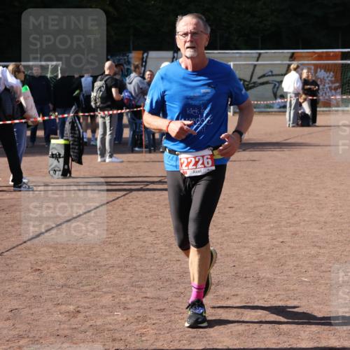 27.09.2026 - 35. Volkslauf durch das schöne Alstertal Strokosch-Dieckow http://msf.ph/oto/10579281 27.09.2026 12:48:36 Ziel 2148, 2226 meine-sportfotos.de