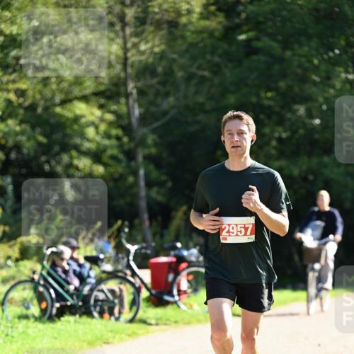 27.09.2026 - 35. Volkslauf durch das schöne Alstertal Dr. Thomas Lammeyer http://msf.ph/oto/10579306 27.09.2026 12:07:29 Laufen 2957 meine-sportfotos.de