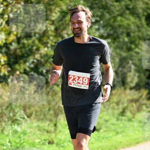 27.09.2026 - 35. Volkslauf durch das schöne Alstertal Dr. Thomas Lammeyer http://msf.ph/oto/10579318 27.09.2026 12:07:56 Laufen 2349 meine-sportfotos.de