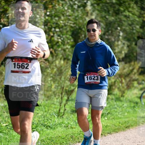 27.09.2026 - 35. Volkslauf durch das schöne Alstertal Dr. Thomas Lammeyer http://msf.ph/oto/10579488 27.09.2026 12:09:16 Laufen 1562, 1623 meine-sportfotos.de