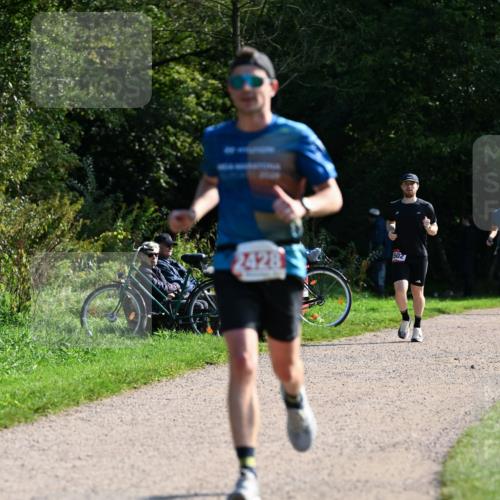 27.09.2026 - 35. Volkslauf durch das schöne Alstertal Dr. Thomas Lammeyer http://msf.ph/oto/10579561 27.09.2026 12:09:47 Laufen 2428, 502 meine-sportfotos.de