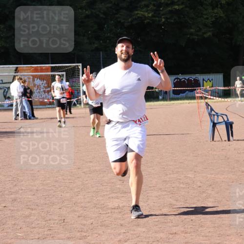 27.09.2026 - 35. Volkslauf durch das schöne Alstertal Strokosch-Dieckow http://msf.ph/oto/10579574 27.09.2026 12:49:50 Ziel 1651, 2181 meine-sportfotos.de