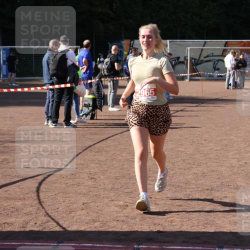 27.09.2026 - 35. Volkslauf durch das schöne Alstertal Strokosch-Dieckow http://msf.ph/oto/10579710 27.09.2026 12:50:13 Ziel 2965 meine-sportfotos.de