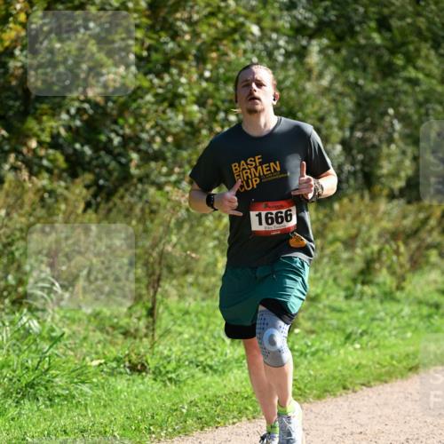 27.09.2026 - 35. Volkslauf durch das schöne Alstertal Dr. Thomas Lammeyer http://msf.ph/oto/10579716 27.09.2026 12:11:00 Laufen 13, 2023, 1666 meine-sportfotos.de