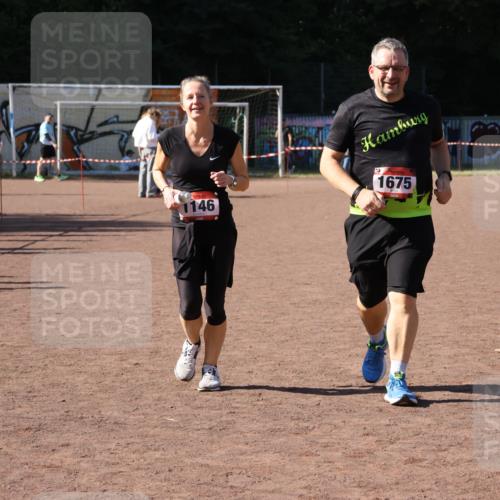27.09.2026 - 35. Volkslauf durch das schöne Alstertal Strokosch-Dieckow http://msf.ph/oto/10579876 27.09.2026 12:53:08 Ziel 1146, 1675 meine-sportfotos.de