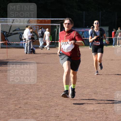 27.09.2026 - 35. Volkslauf durch das schöne Alstertal Strokosch-Dieckow http://msf.ph/oto/10579928 27.09.2026 12:53:30 Ziel 1111, 1114 meine-sportfotos.de