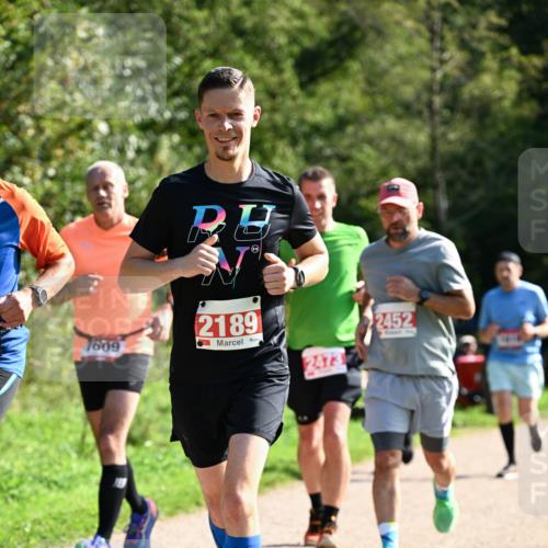 27.09.2026 - 35. Volkslauf durch das schöne Alstertal Dr. Thomas Lammeyer http://msf.ph/oto/10579986 27.09.2026 12:12:28 Laufen 7609, 2189, 2473, 2452 meine-sportfotos.de