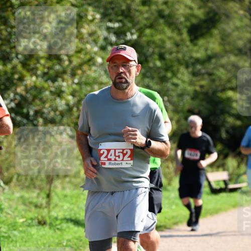 27.09.2026 - 35. Volkslauf durch das schöne Alstertal Dr. Thomas Lammeyer http://msf.ph/oto/10579995 27.09.2026 12:12:29 Laufen 2452 meine-sportfotos.de