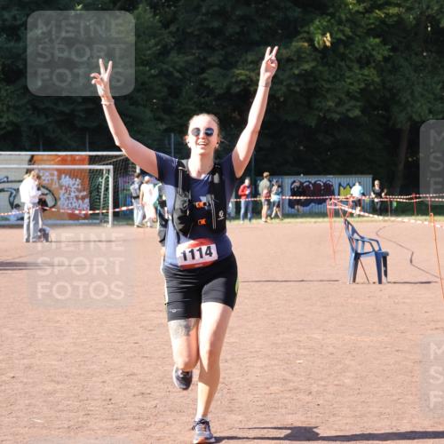 27.09.2026 - 35. Volkslauf durch das schöne Alstertal Strokosch-Dieckow http://msf.ph/oto/10580011 27.09.2026 12:53:34 Ziel 1111, 1114, 2356 meine-sportfotos.de